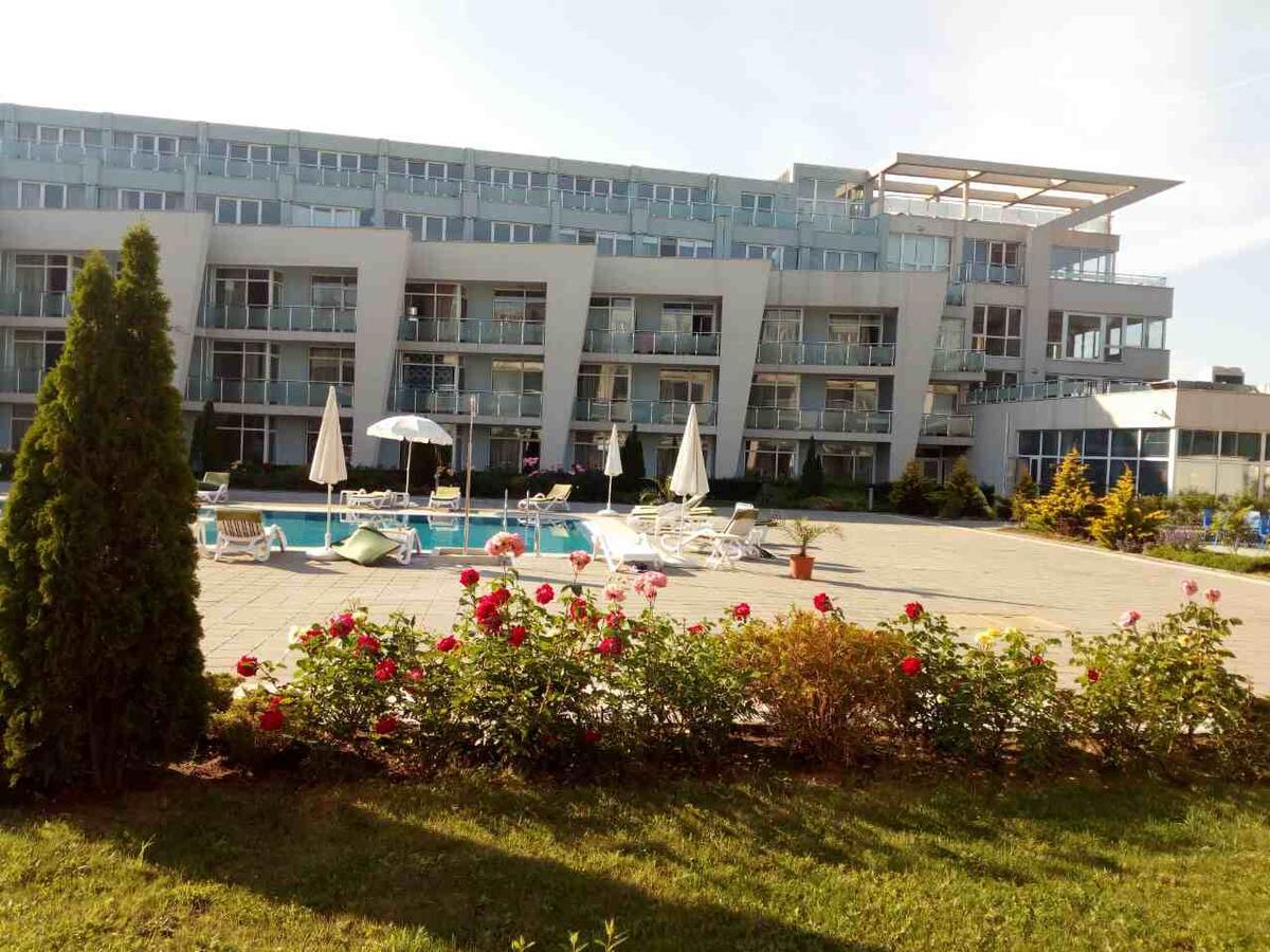 Apartments In Black Sea Star Complex Созополь Экстерьер фото